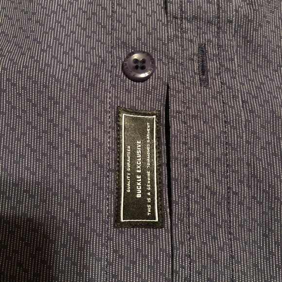 Brand new Buckle short sleeves button down shirt - Picture 6 of 6